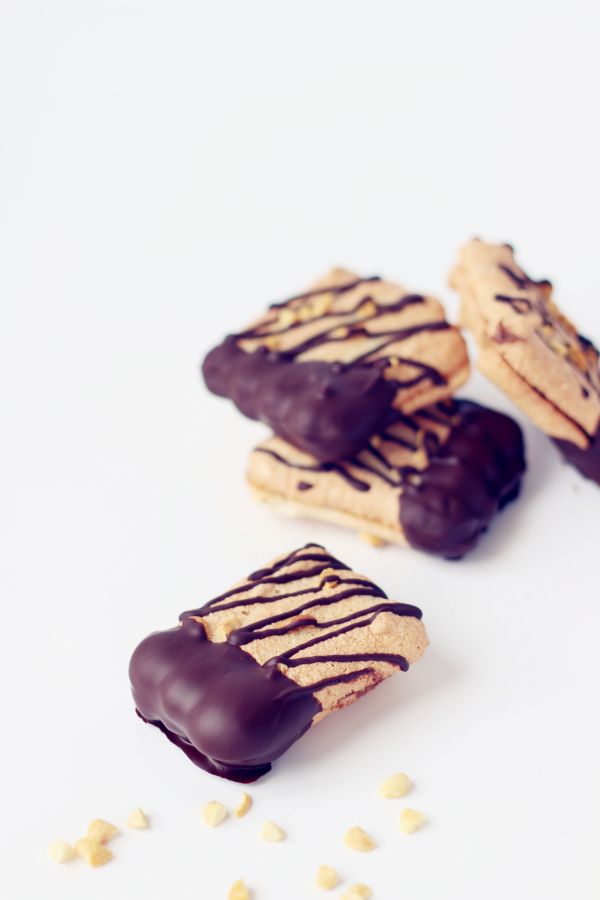 蛋白杏仁夹心饼干