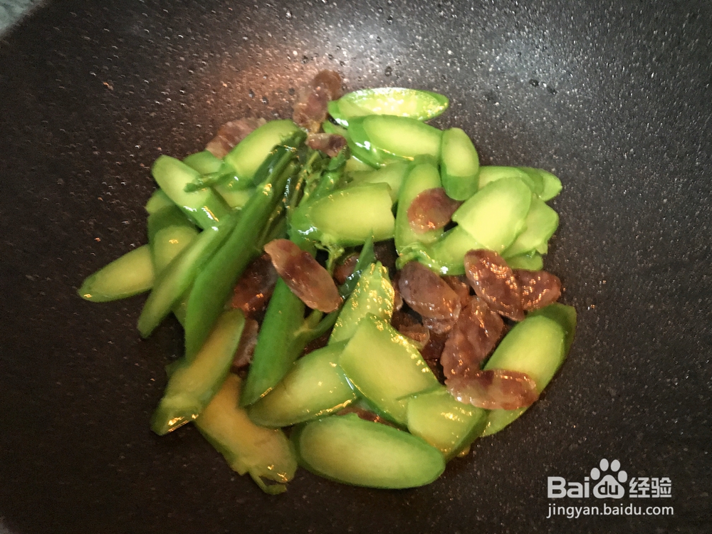 够香够味的腊肠腊肉芥蓝