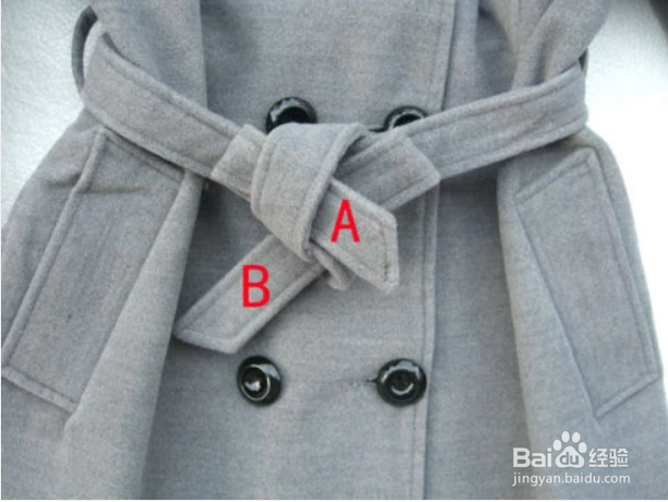 腰带打蝴蝶结怎么打