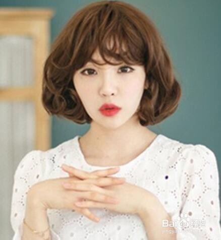 女人短发微卷发型 清爽时尚告别单调