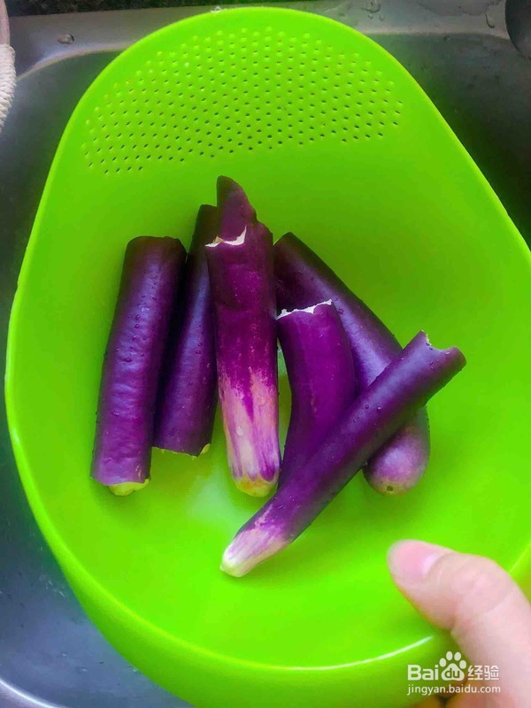 美味手撕茄子的做法