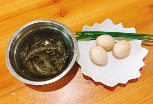 滑嫩虾仁鸡蛋羹