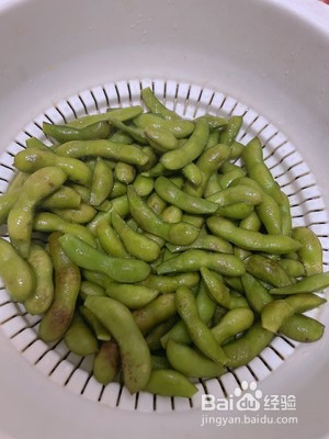 简单好吃香辣凉拌毛豆