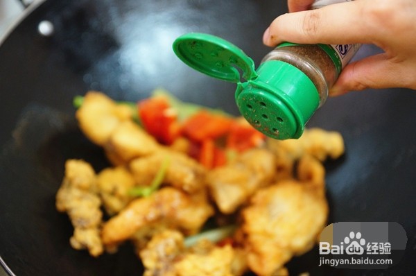 椒盐鱼骨的做法过程