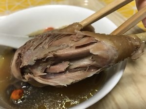 怎么做花菇母鸡汤的攻略/步骤