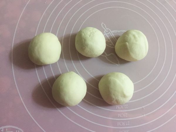 小兔子香肠馒头卷