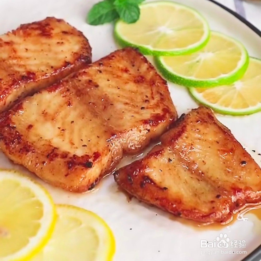 在家做香煎柠檬龙鱼的做法