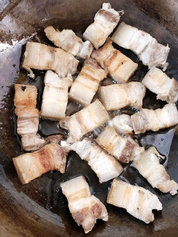 虎皮鹌鹑蛋烧肉