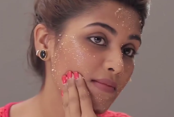 鸡蛋清和蜂蜜做面膜晚上不洗可以吗