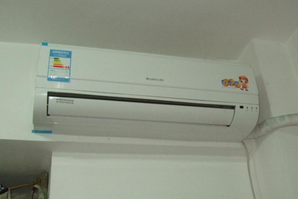 美的空调内机滴水怎么解决