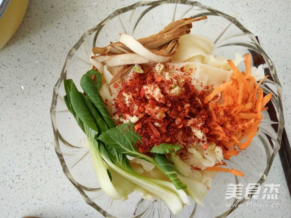 简单油泼面的做法