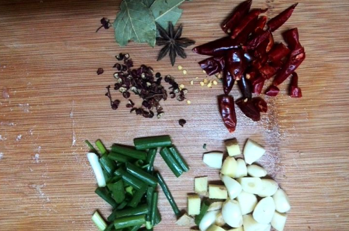 重庆鸡公煲秘制酱料配方是什么