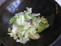 馋舌头炒年糕做法