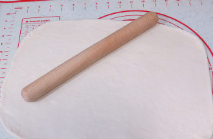 黑糖肉桂手斯包