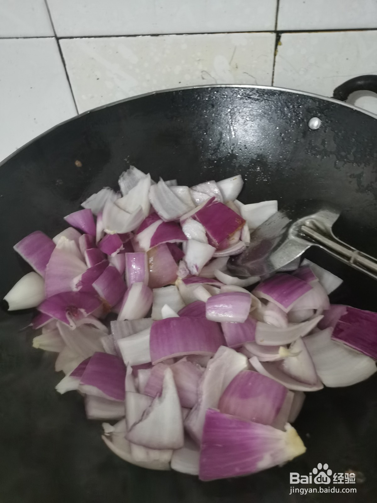 大葱如何炒鸡蛋/