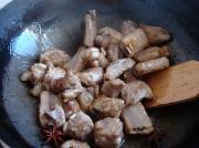 怎样自制土豆炖排骨