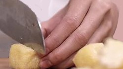 家制鸭血豆腐的小窍门