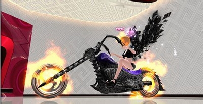 TOUCH圣诞彩蛋专属服饰与摩托车