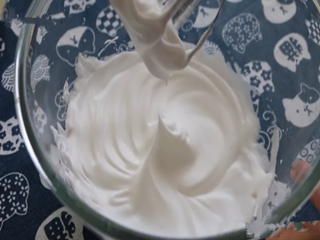 提拉米苏下雪蛋糕怎么做?