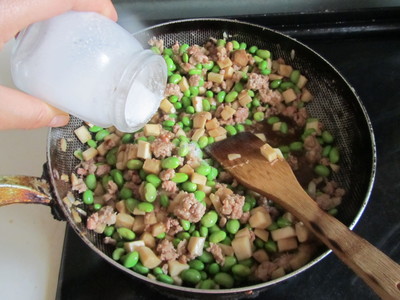 肉末豆米杏鲍菇丁