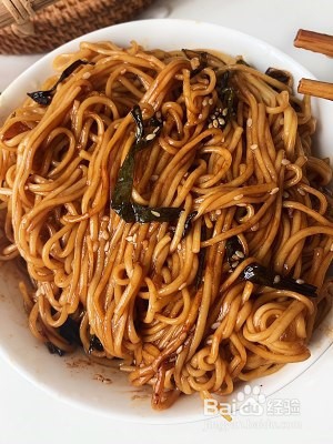 简单的葱油拌面