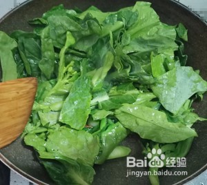 如何做出好吃的腊肉炒芥蓝