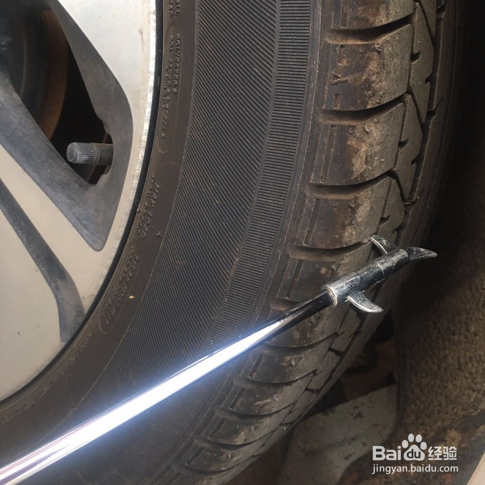 汽车轮胎多久更换一次?