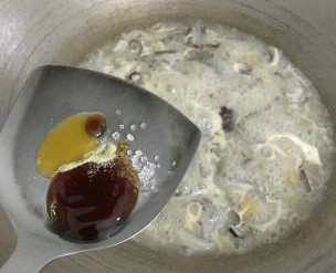 家制红烧鲨鱼皮的小窍门