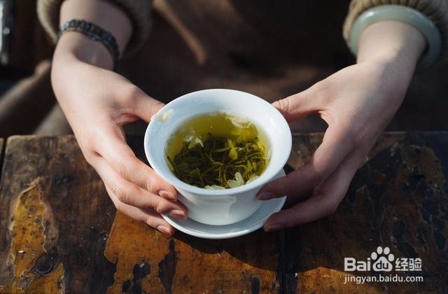 泡制蒿稀绿茶的基本步骤是什么?