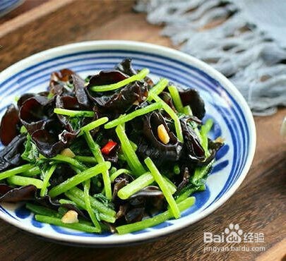 餐桌上的清道夫的做法