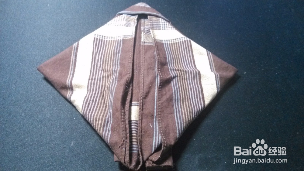 春光餐巾的做法