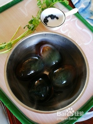 营养美食制作鸭皮蛋