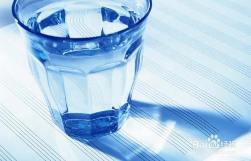 预防脸部痘痘产生小攻略