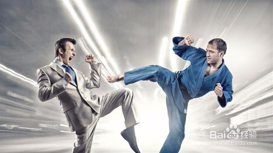 外出遇到坏人怎么办？