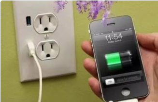 手机充电时什么情况会使电池耗损?