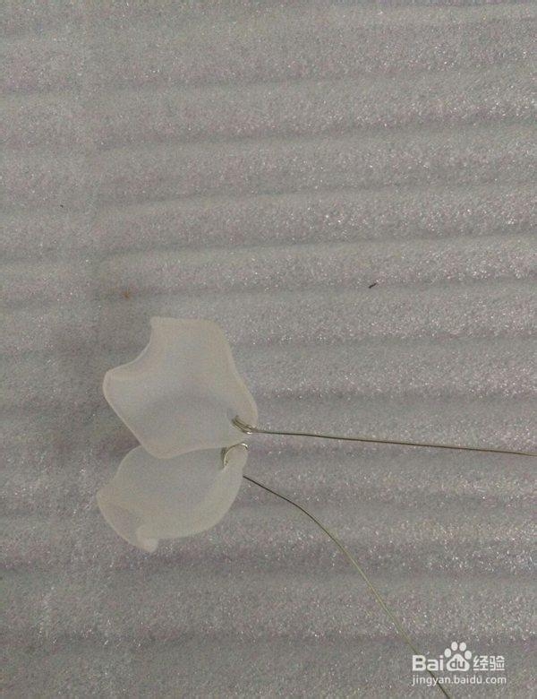 花瓣串珠花朵的diy教程