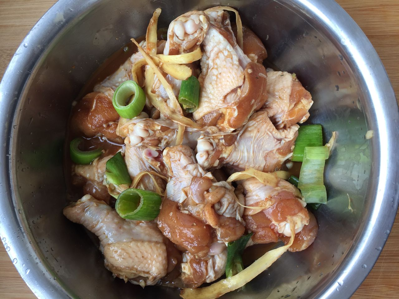 爱吃肉的你一定喜欢的烤鸡翅、蔬菜!