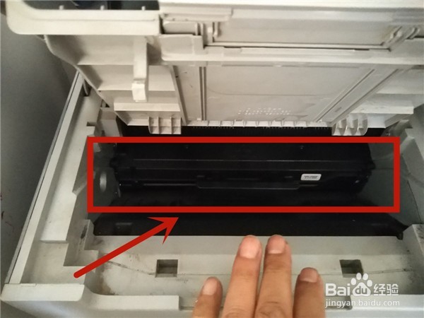 给打印机更换粉盒有哪些步骤