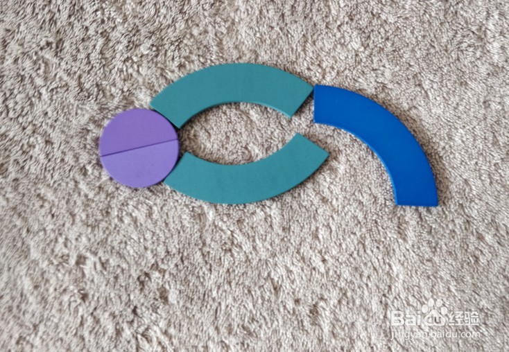 用蒙氏积木怎样拼一只大龙虾呢?