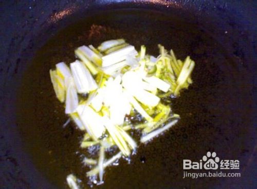 皮脆肉嫩的油闷大虾怎么做