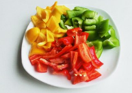 11个月宝宝辅食---彩椒芝士蒸面