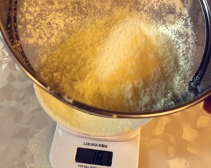 蛋黄溶豆的做法