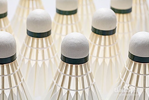 羽毛球的转身插入垫步技巧