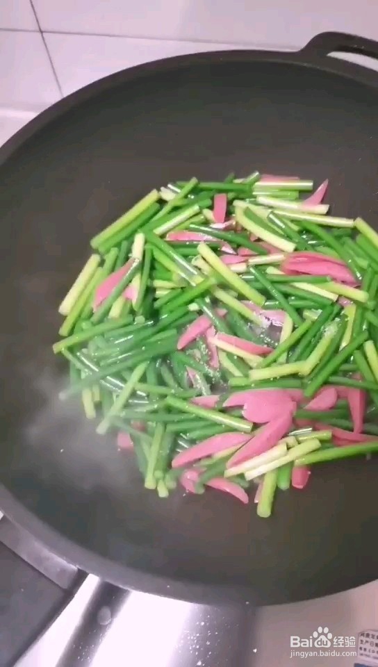 特色新法鸡蛋炒苔蒜