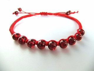 如何编制一条简单的手链