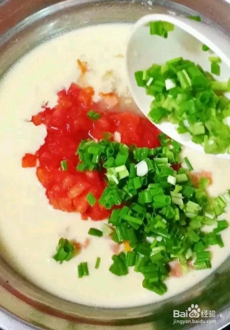虾皮番茄鸡蛋饼的步骤