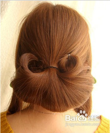 夏日清凉韩式麻花辫的编发图解