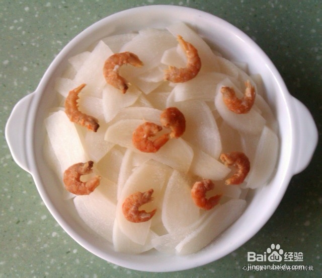 简单美味的虾米蒸萝卜