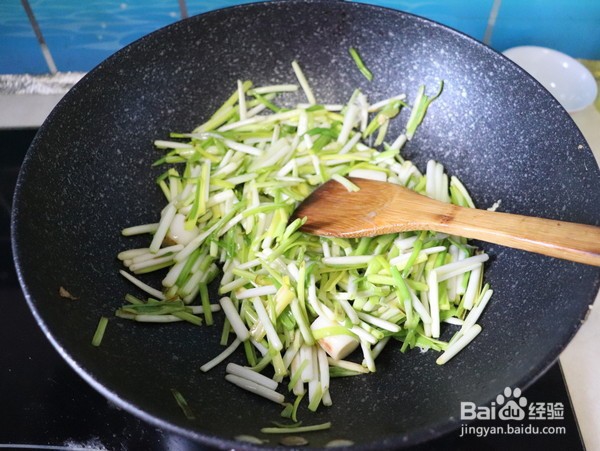 韭黄炒鸡蛋的做法