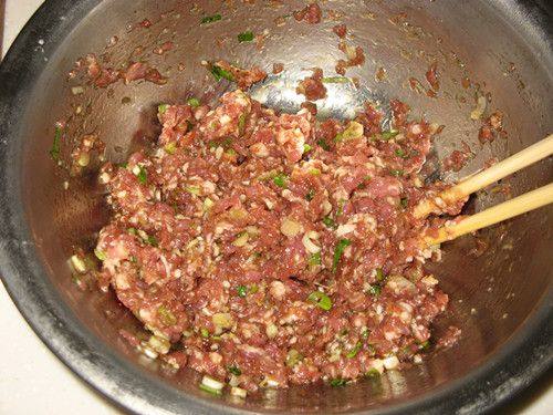 怎么做芹菜馅水饺,看完这个你就学会了